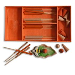 Orange Incense gift set with bee shaped holder, 18 x 10cm