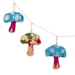 Garland Raffia Assorted Coloured Toadstools