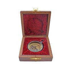 Compass Brass in Wooden Box 10 x 10 x 4cm